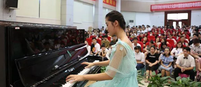 作曲艺考考什么？