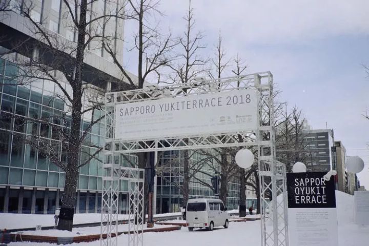 艺术生上大学一个月拿多少生活费合适？